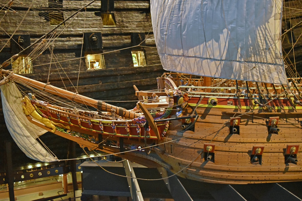 Model of Vasa, Port Bow